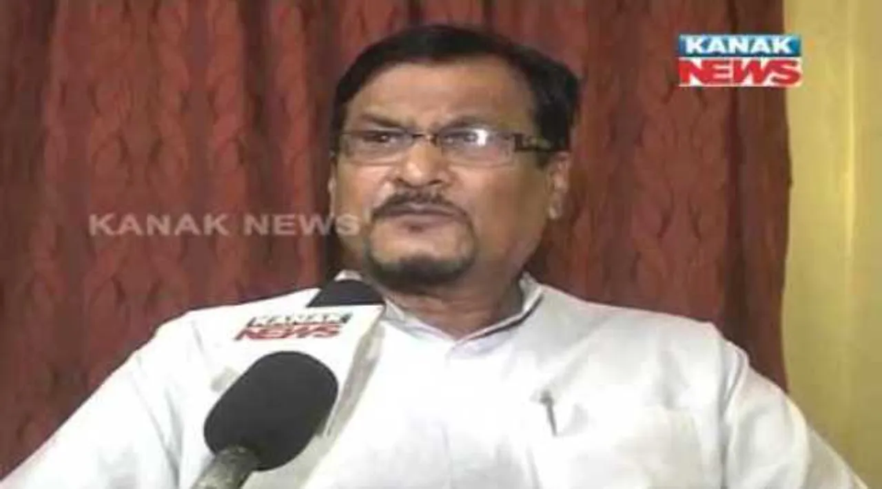  Writer Hussain Rabi Gandhi joins BJD in Odisha