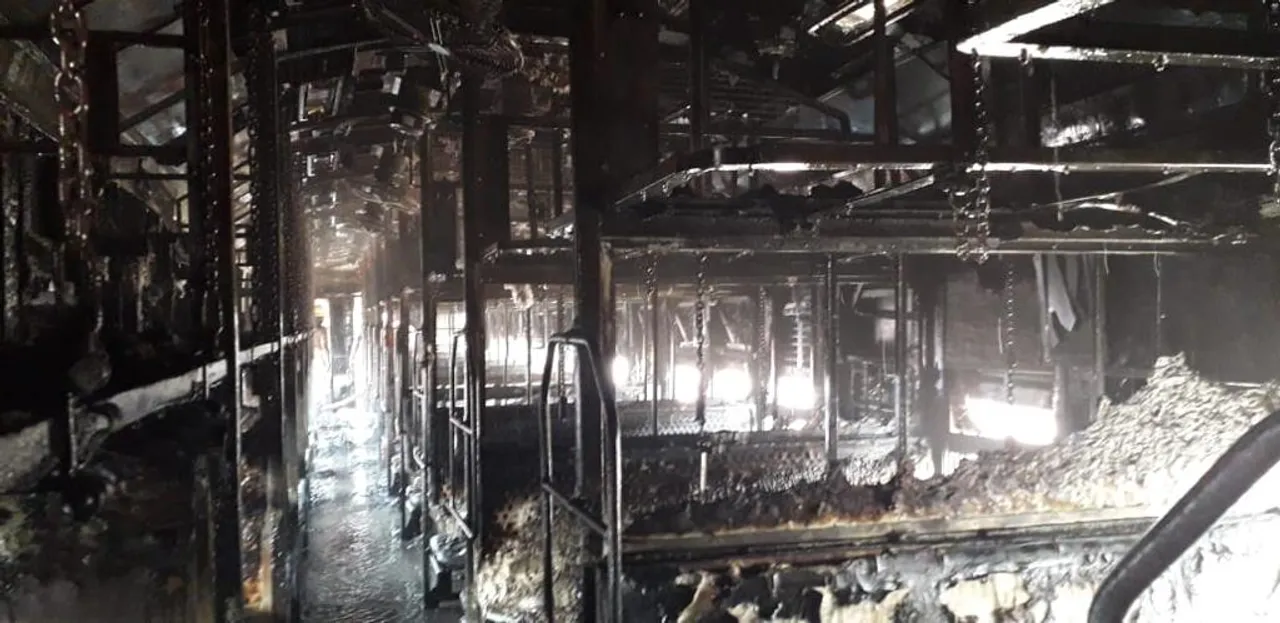  Puri-Hatia Tapaswini Express catches fire in Odisha