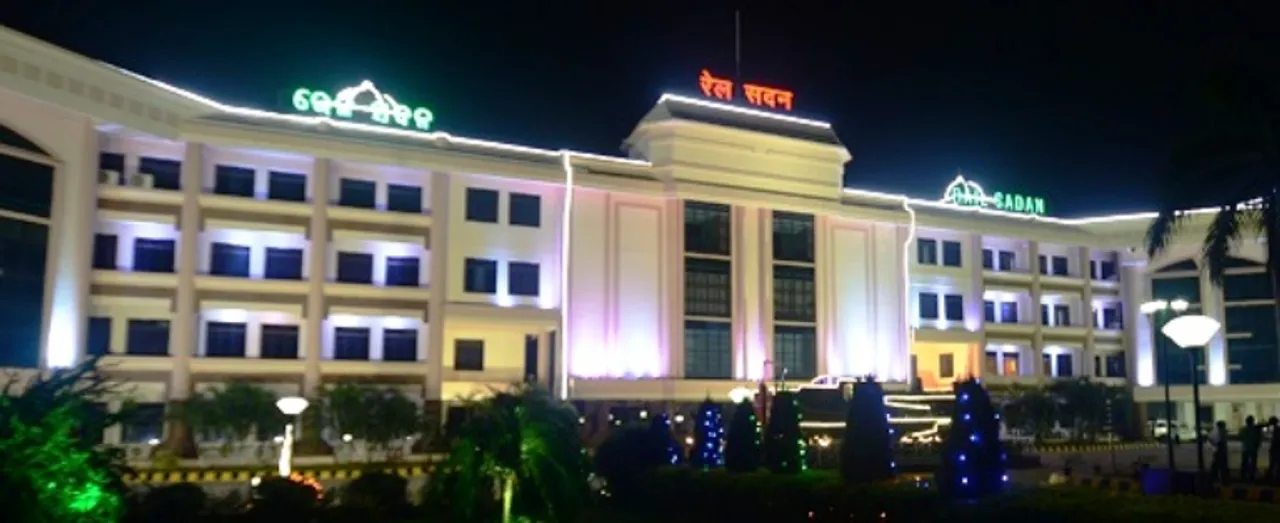  Explore option for printing rail tickets in Odia: Pradhan urges Goyal   