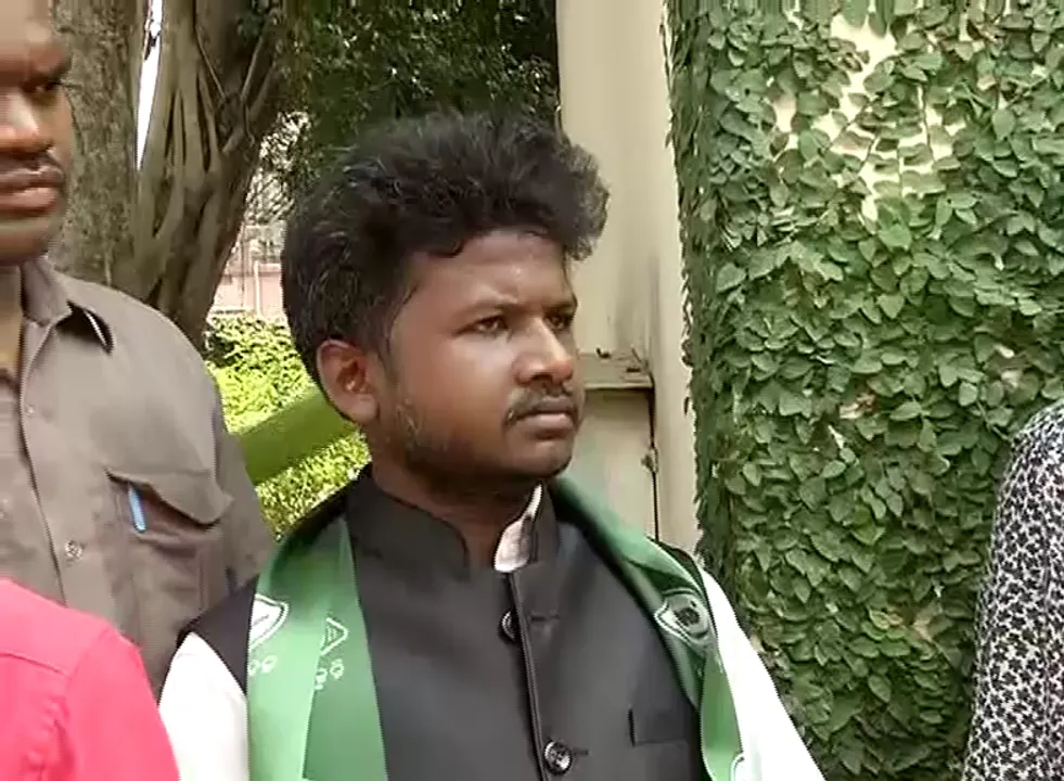  BJP's tribal leader joins BJD in Odisha