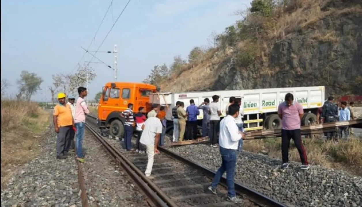  Trailer rams into railway track in Odisha; no casualty