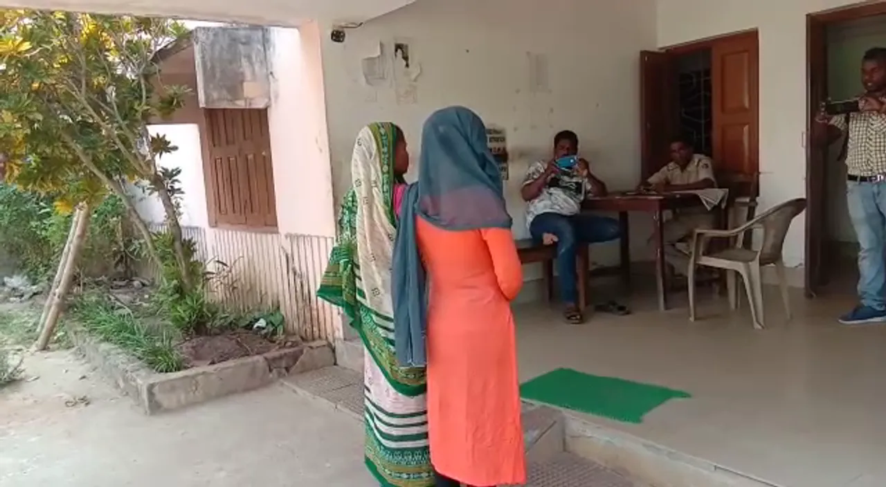  Odisha girl gang raped by WB youth; obscene video goes viral