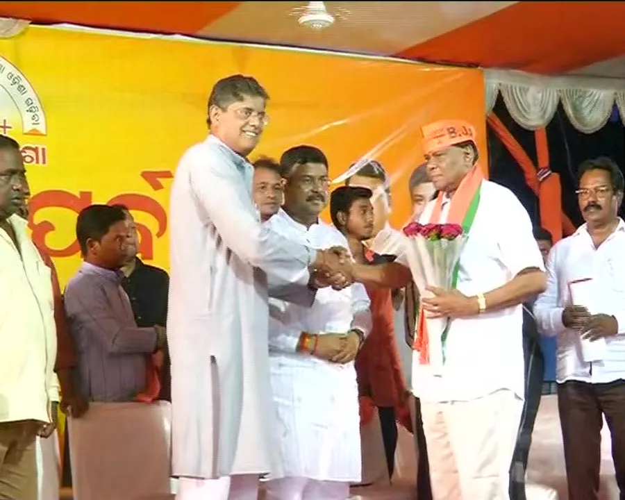  Odisha polls: Party hopping continues, BJD’s Raghunath Mohanty joins BJP