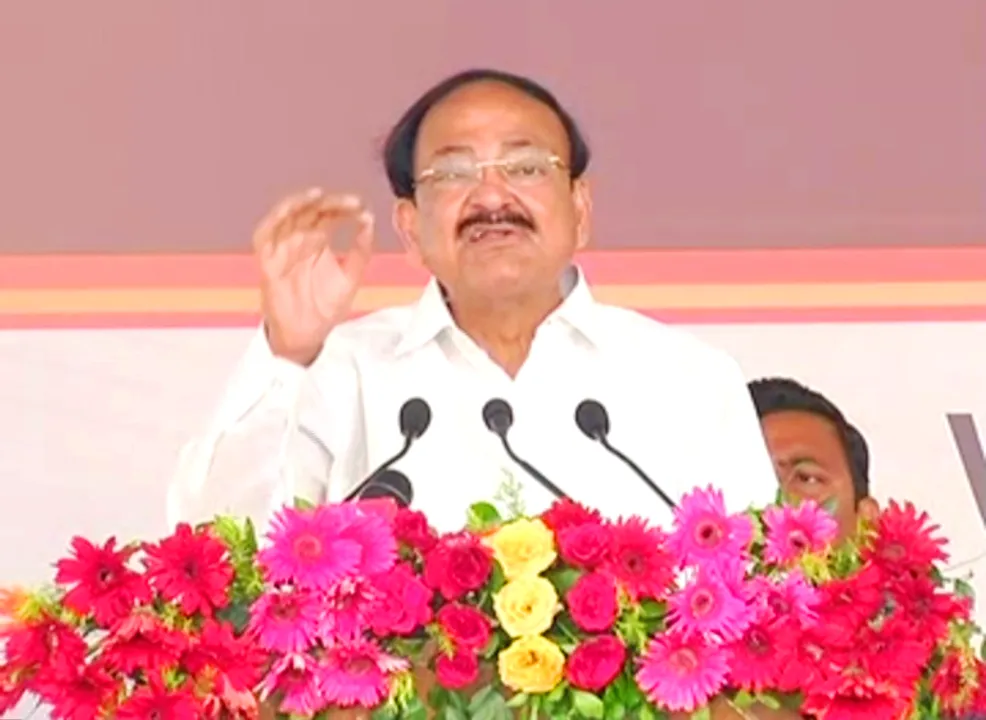  Better governance will be possible only if media plays key role: Naidu