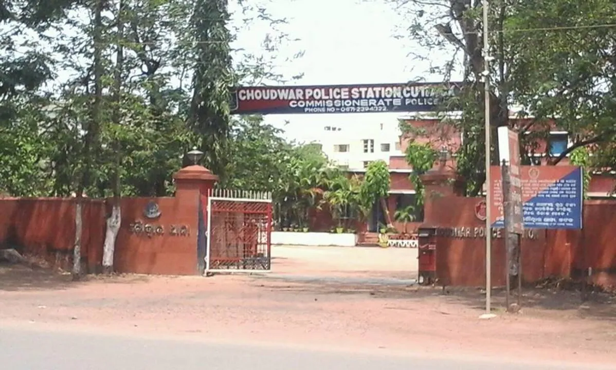  Cop among 11 injured during group clash in Odisha's Cuttack, 25 held
