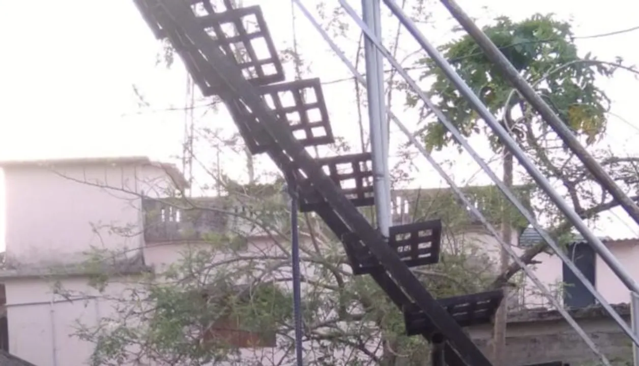  Odisha youth found hanging from banister