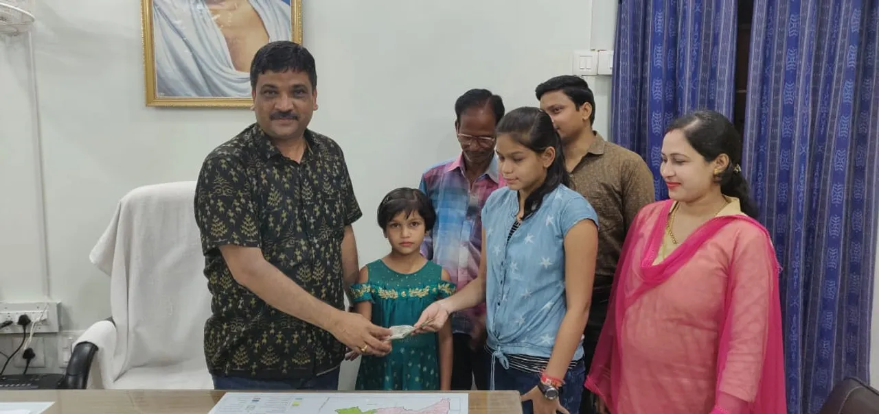  Odisha minor girls donate Rs 10,000 to CMRF from 'piggy bank'