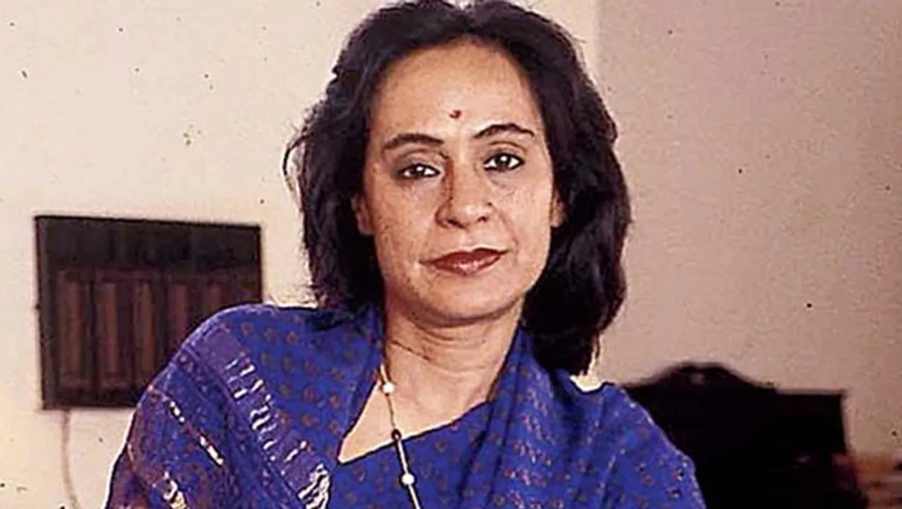  Odisha CM's sister donates to Cyclone FANI victims