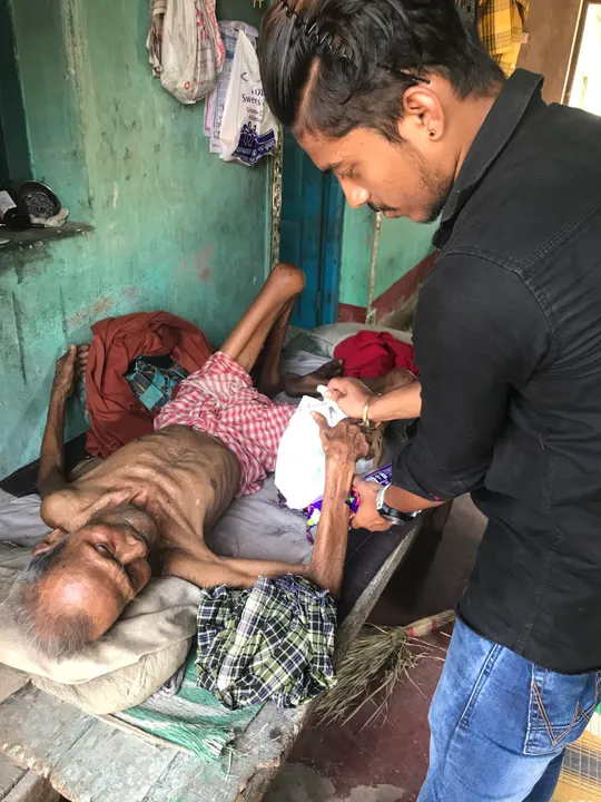  Digital agency distributes relief materials to cyclone Fani victims in Puri