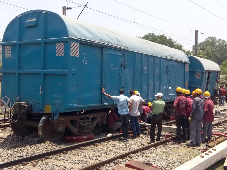  Goods train en-route to West Bengal derails in Odisha