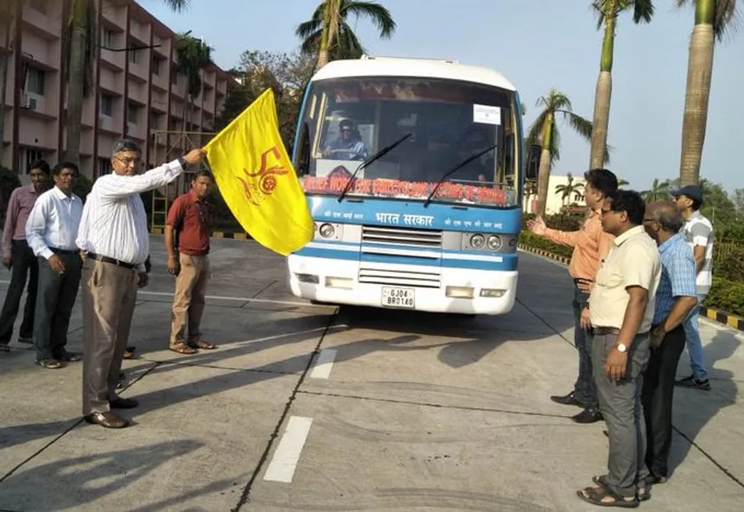  Special bus to purify water in FANI-affected areas reaches Odisha