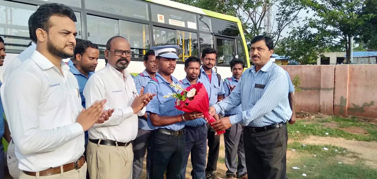  ‘Mo Bus’ driver turns good samaritan, returns Rs 49,500