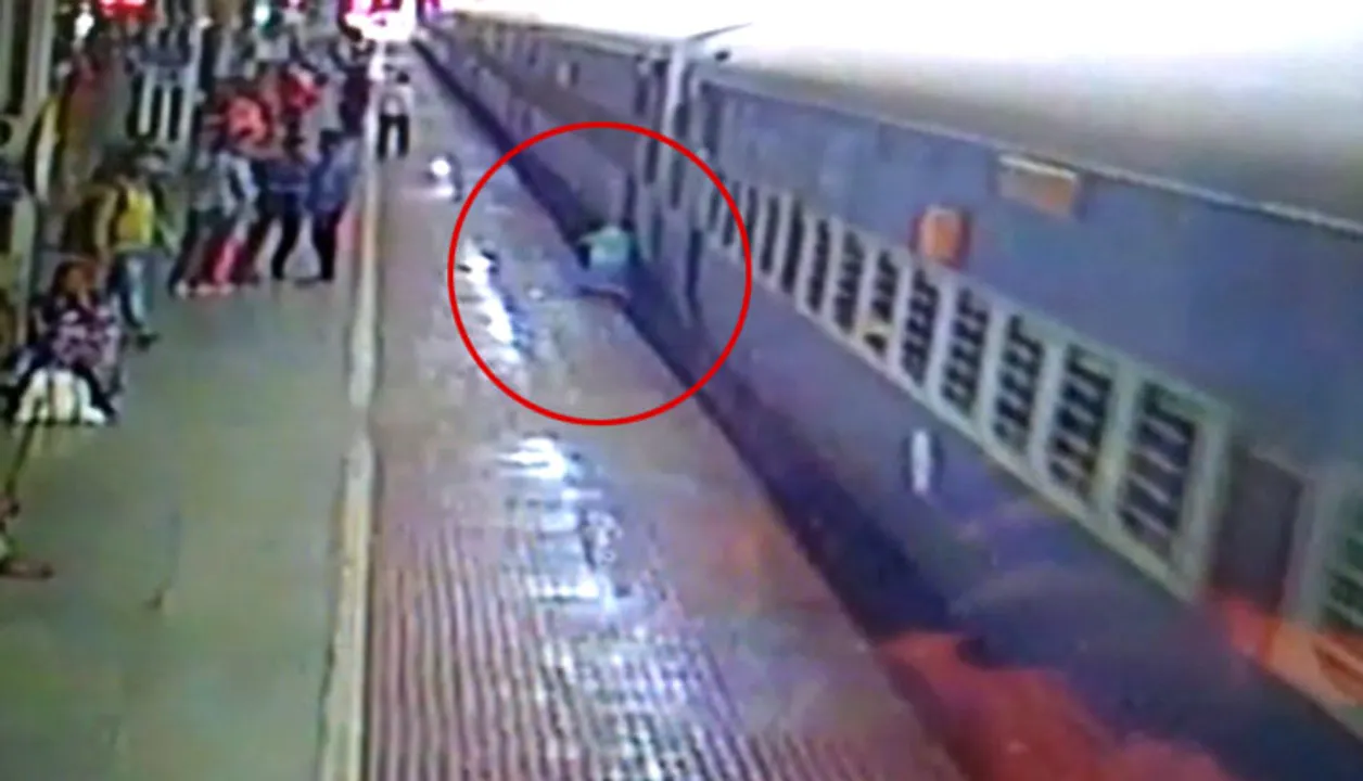  [Watch] Miraculous escape for man trying to board moving train in Odisha
