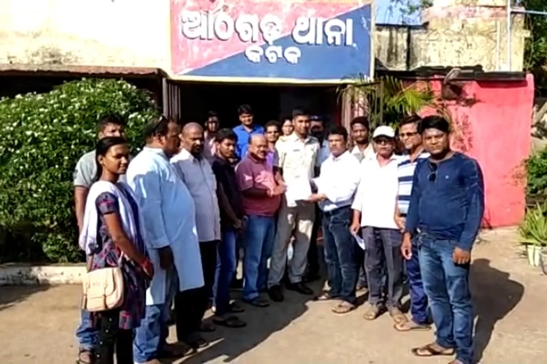  Odisha DFO in trouble for 'beggar' remark against journalists
