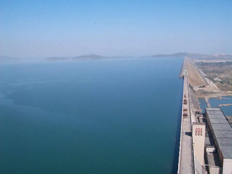  Odisha stares at power crisis as Hirakud water level dips