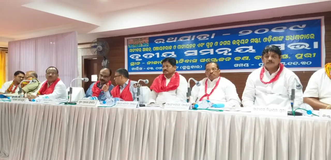 Odisha officials asked to speed up preparations for Puri Ratha Jatra