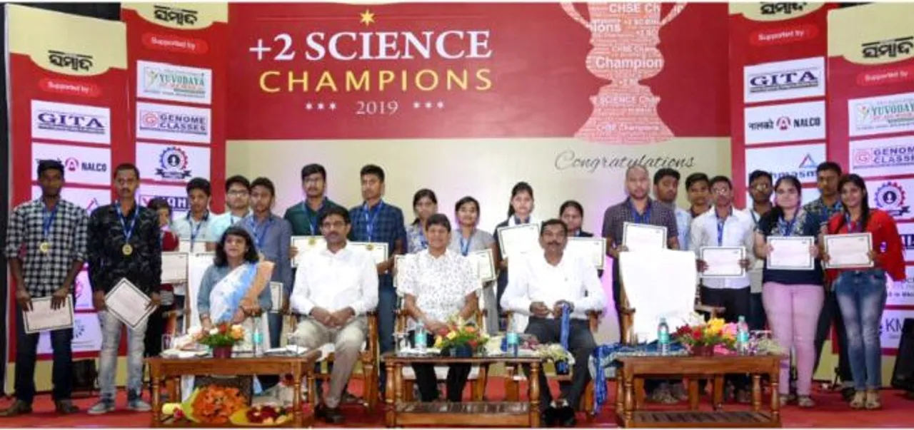  Advice at “Sambad” felicitation function: “Do not run away from problem, face it”