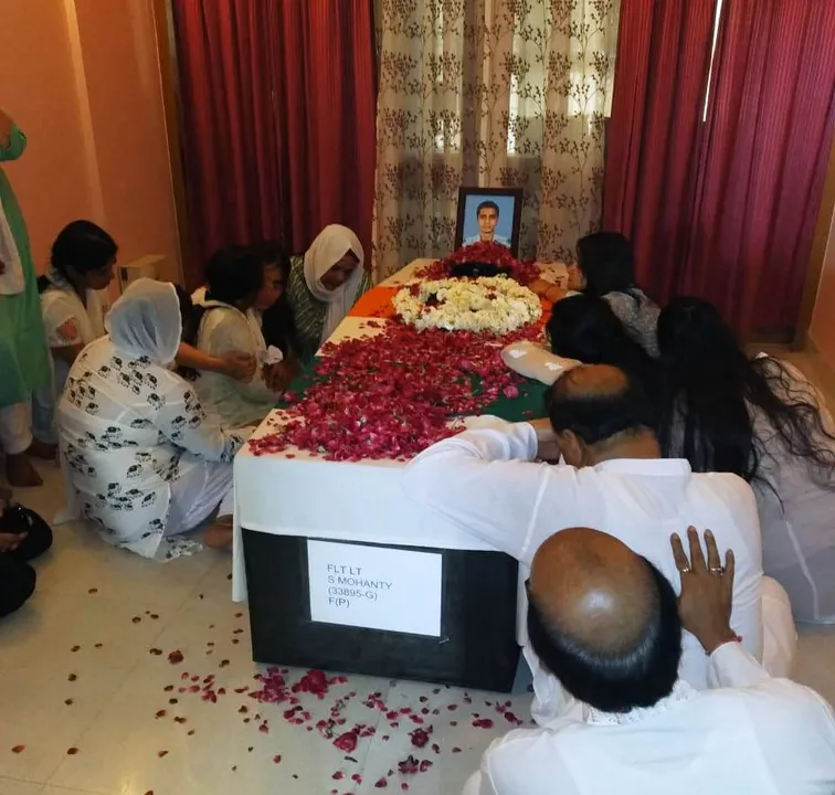  Odia IAF officer’s last rites performed; Rajnath pays homage