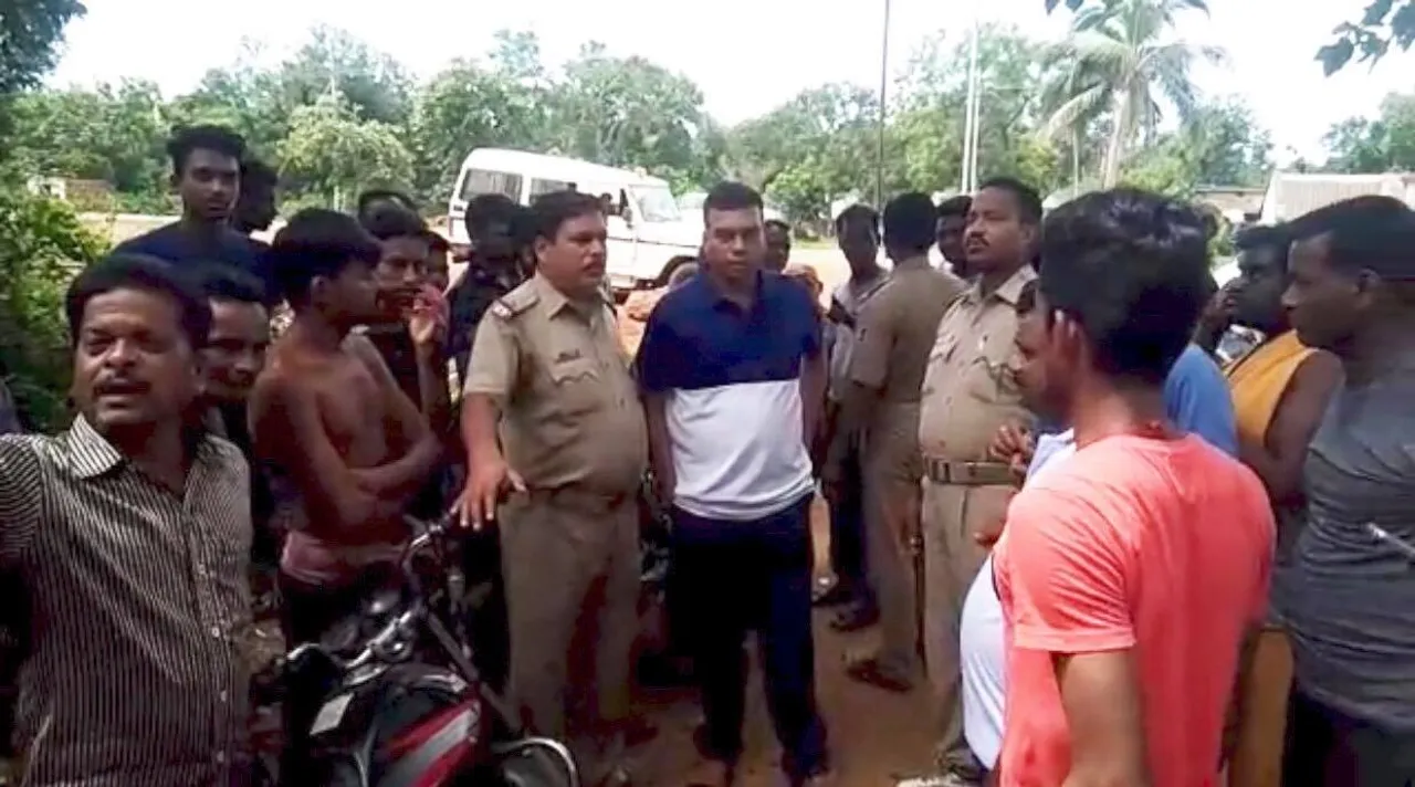  Odisha cops thrashed by villagers while trying to nab accused