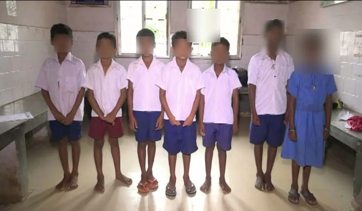 Odisha schoolteacher flogs 7 students for incorrect answer