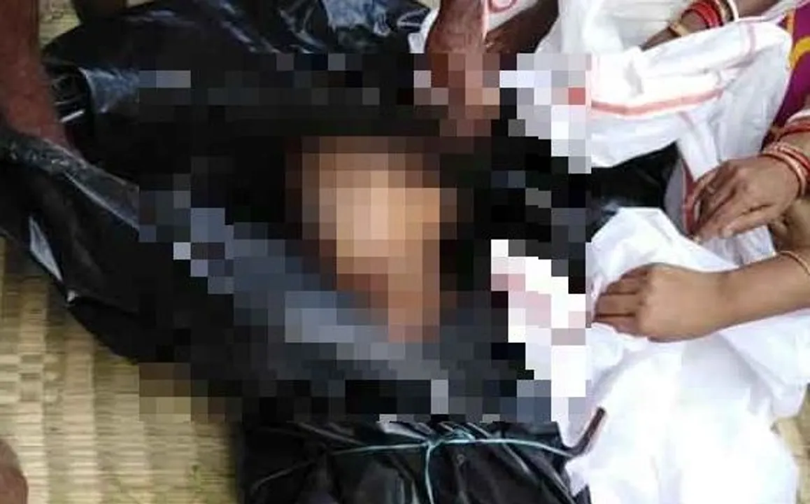  Minor boy killed while trying to light unexploded cracker in Odisha