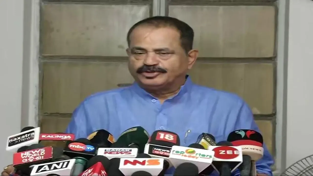  Odisha: Congress criticises BJD over support to triple talaq bill