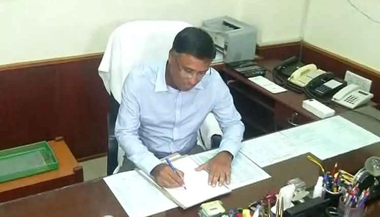  Asit Tripathy assumes office as Odisha Chief Secretary