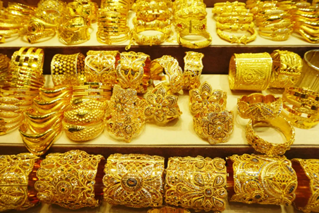 Consumer demand for gold plunges, prices rally on ETF inflow: WGC