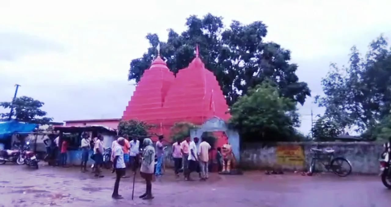  Gold, cash looted from temple in Odisha's Kalahandi