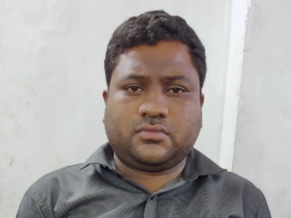  Disguised as Income Tax official, man cheats childhood friend; arrested  