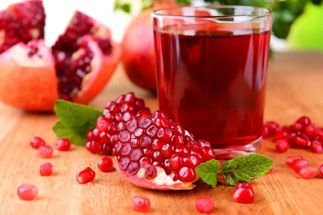  Pomegranate juice helps in unborn babies' brain development