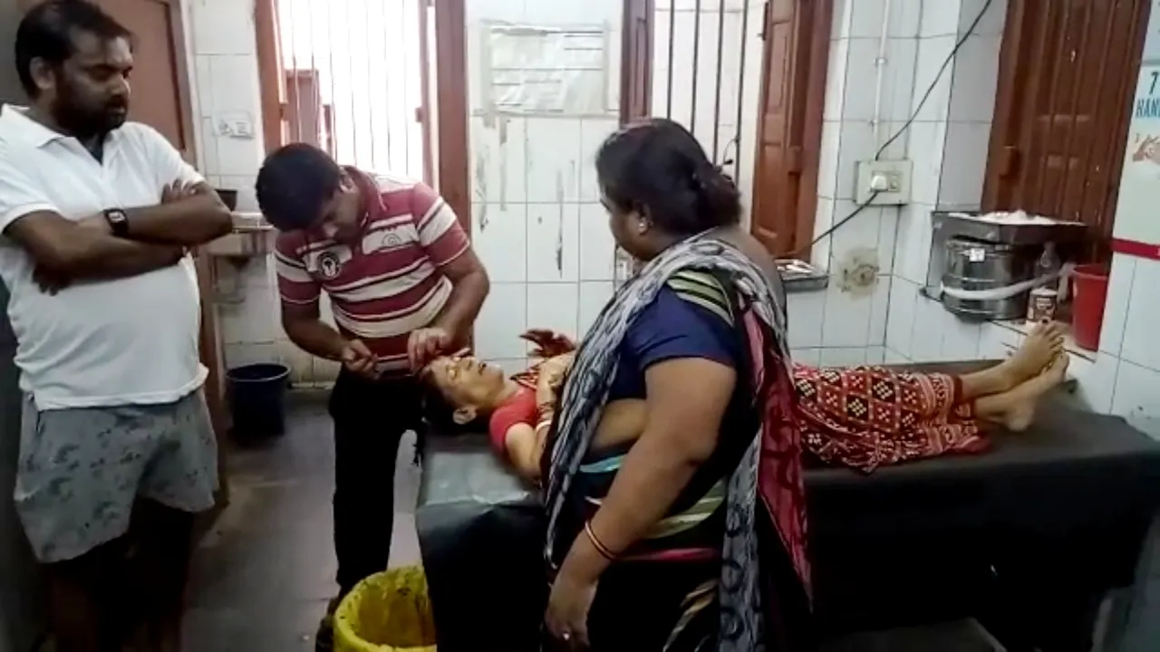  Odisha: Ambulance carrying body overturns; 3 of family hospitalised   