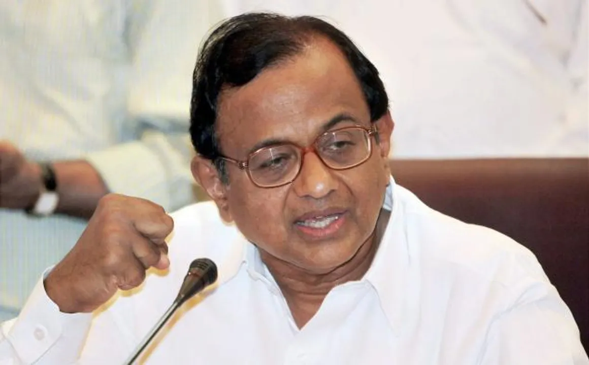  Not hiding from law, says Chidambaram at Congress HQ