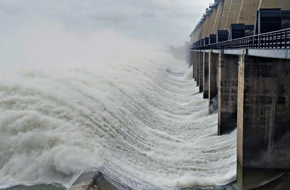  Hirakud dam closes two gates; water level steady