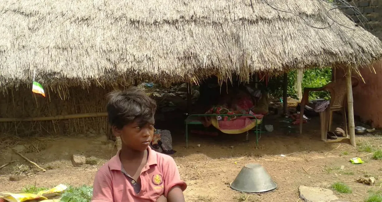  Odisha man denied to perform last rites of wife over inter caste marriage