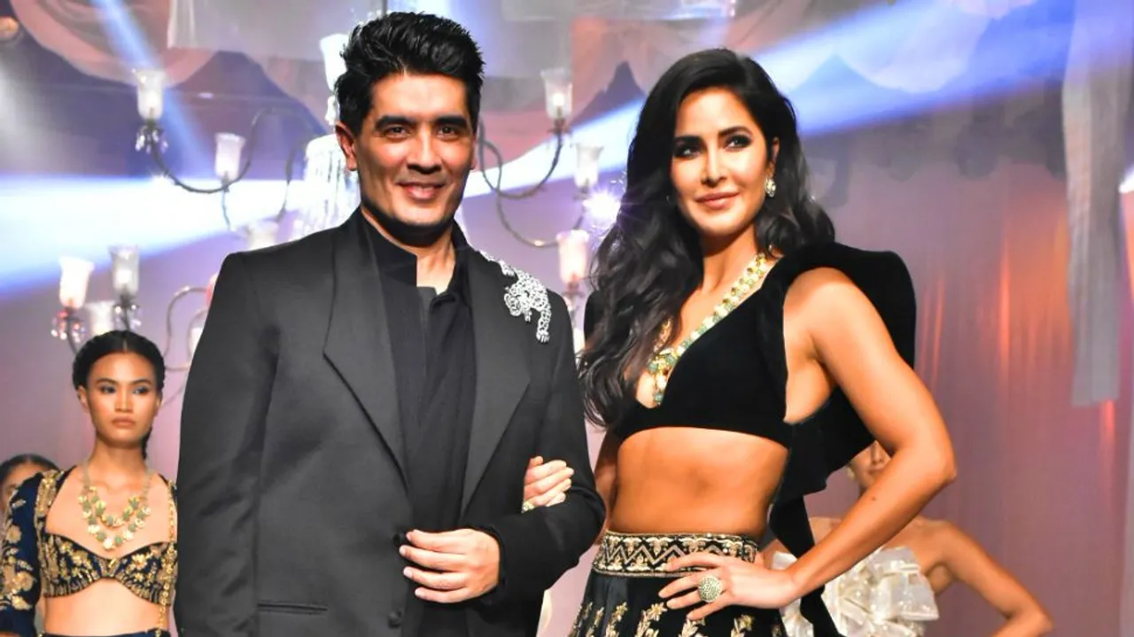  Manish Malhotra opens Lakme Fashion Week Winter/Festive
