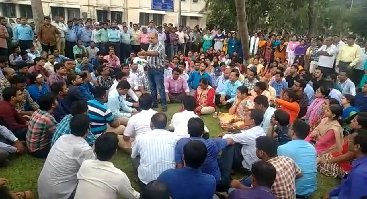  Odisha Secretariat staff oppose merger of directorates with depts