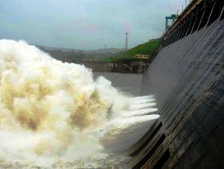  Odisha: Hirakud dam opens 3 more gates