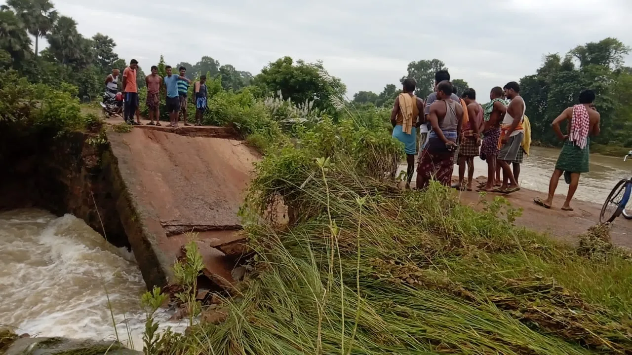  Bridge washed away due to incessant downpour in Odisha's Keonjhar