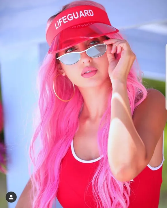 Nora Fatehi is a red-hot Barbie in new pic
