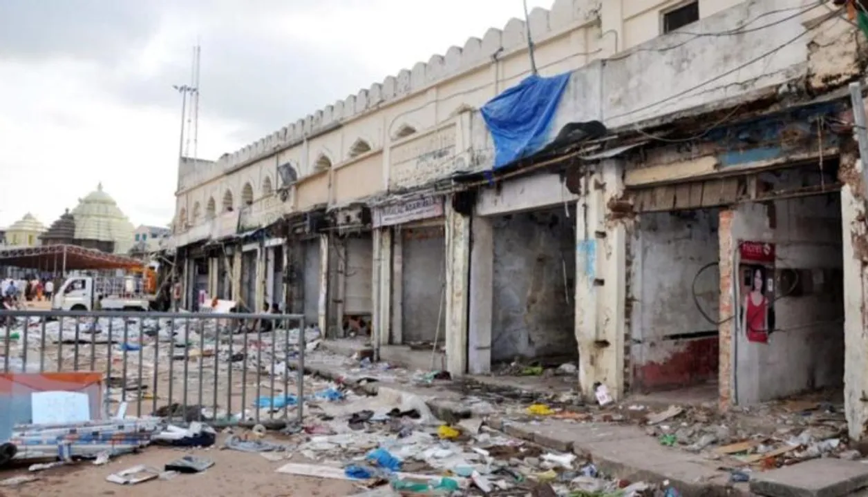  Puri eviction: Razing of Bada Akhada mutt stopped temporarily