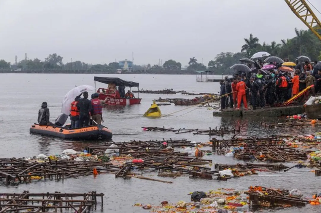  14 more bodies recovered from Godavari, toll mounts to 26
