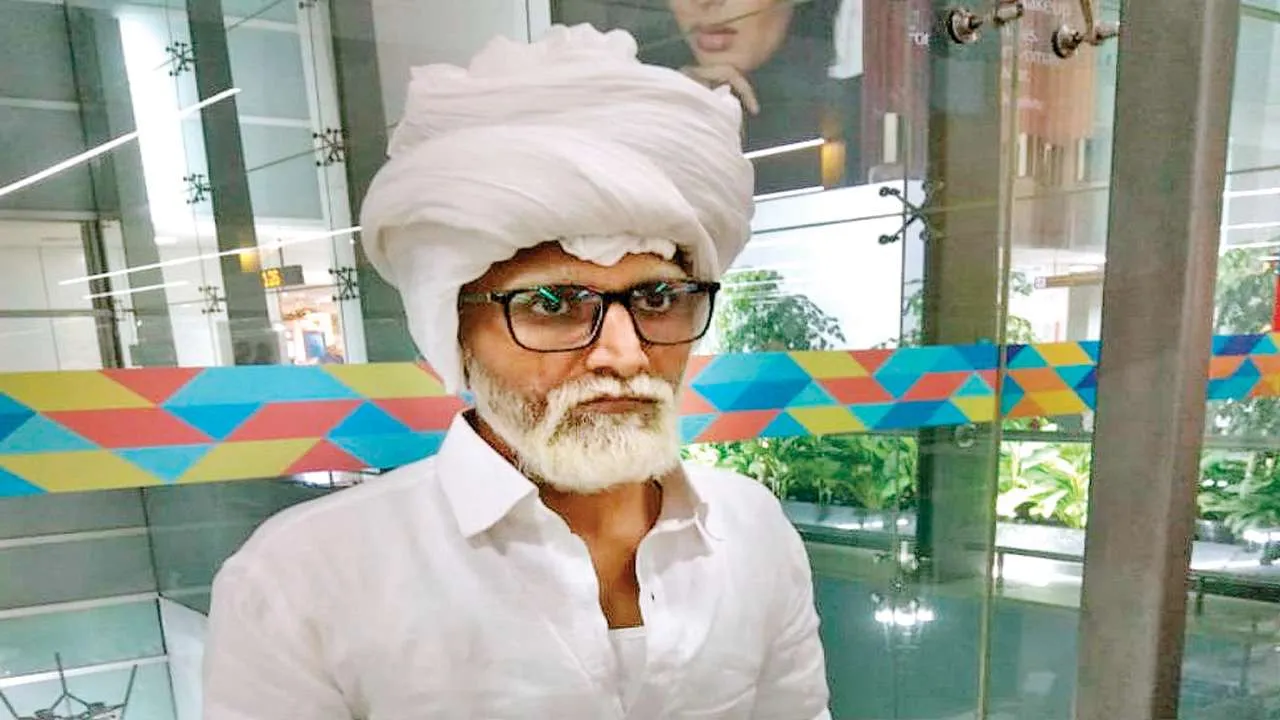  Man disguised as 81-yr-old nabbed at IGI airport