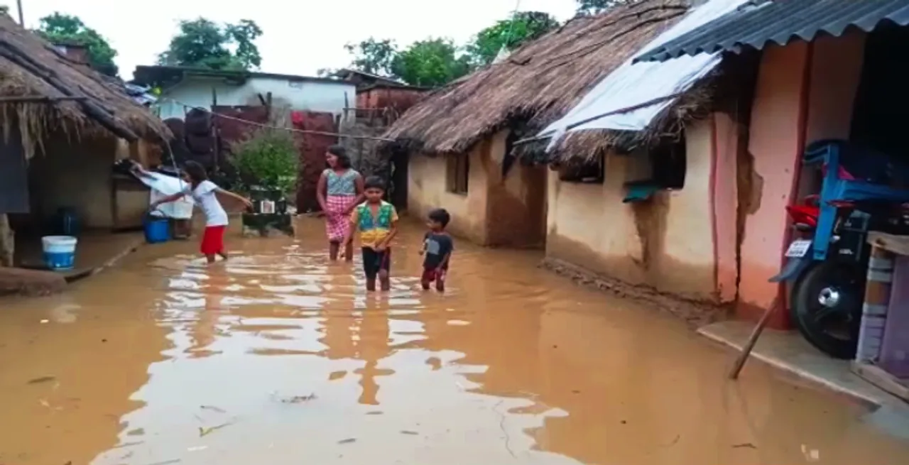  Heavy rain triggers flood-like situation in Sonepur