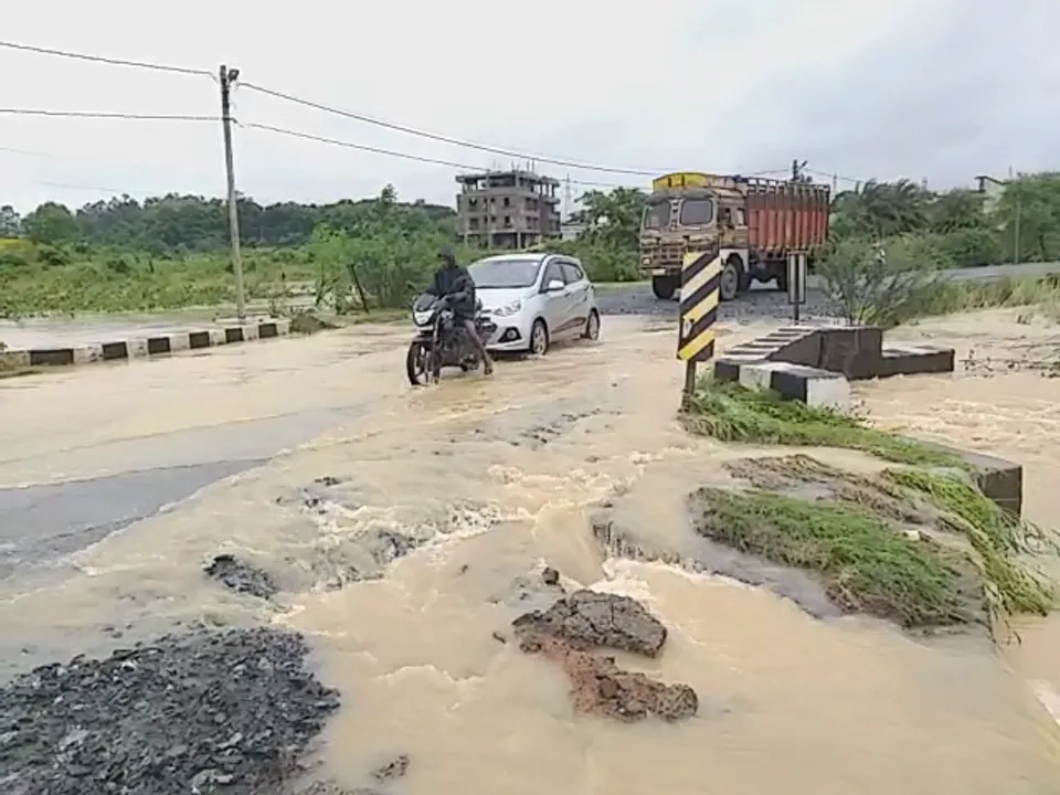  Normal life hit in Jharsuguda due to incessant rainfall