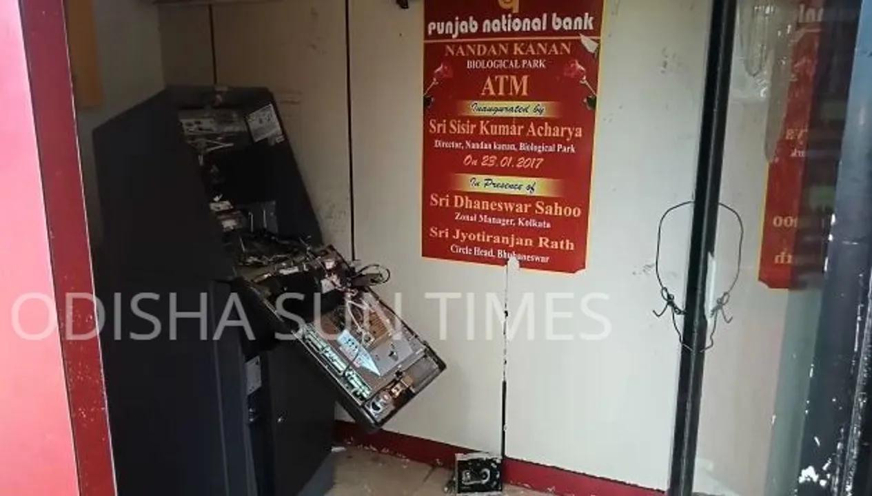  Miscreants ransack ATM near Nandankanan in Odisha capital