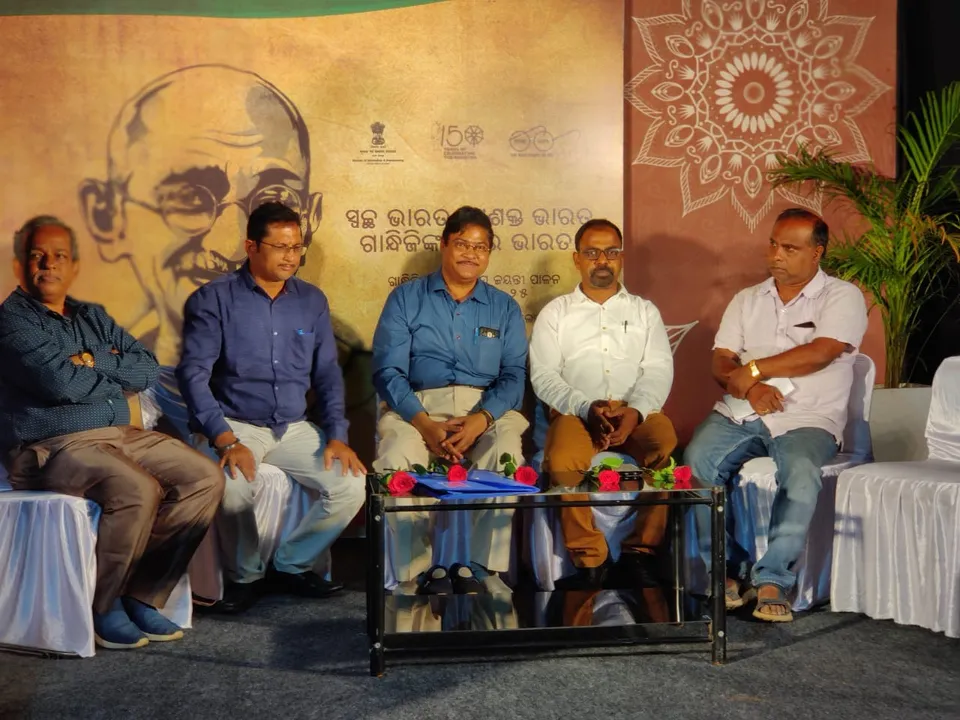  Quiz competition on Gandhi held at Cuttack