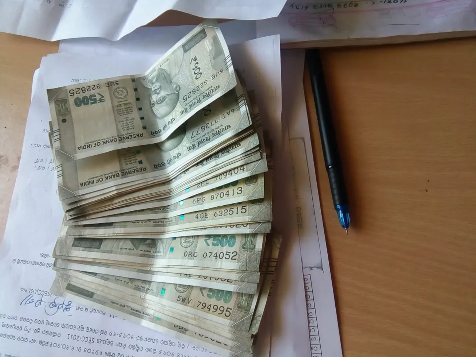  Govt official caught taking Rs 15k bribe in Odisha