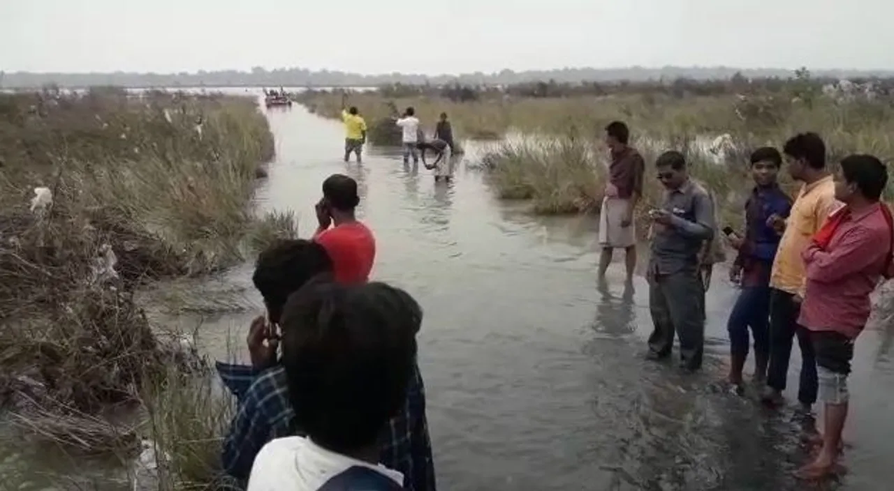  Odisha: Six minor girls swept away in Mahanadi while bathing
