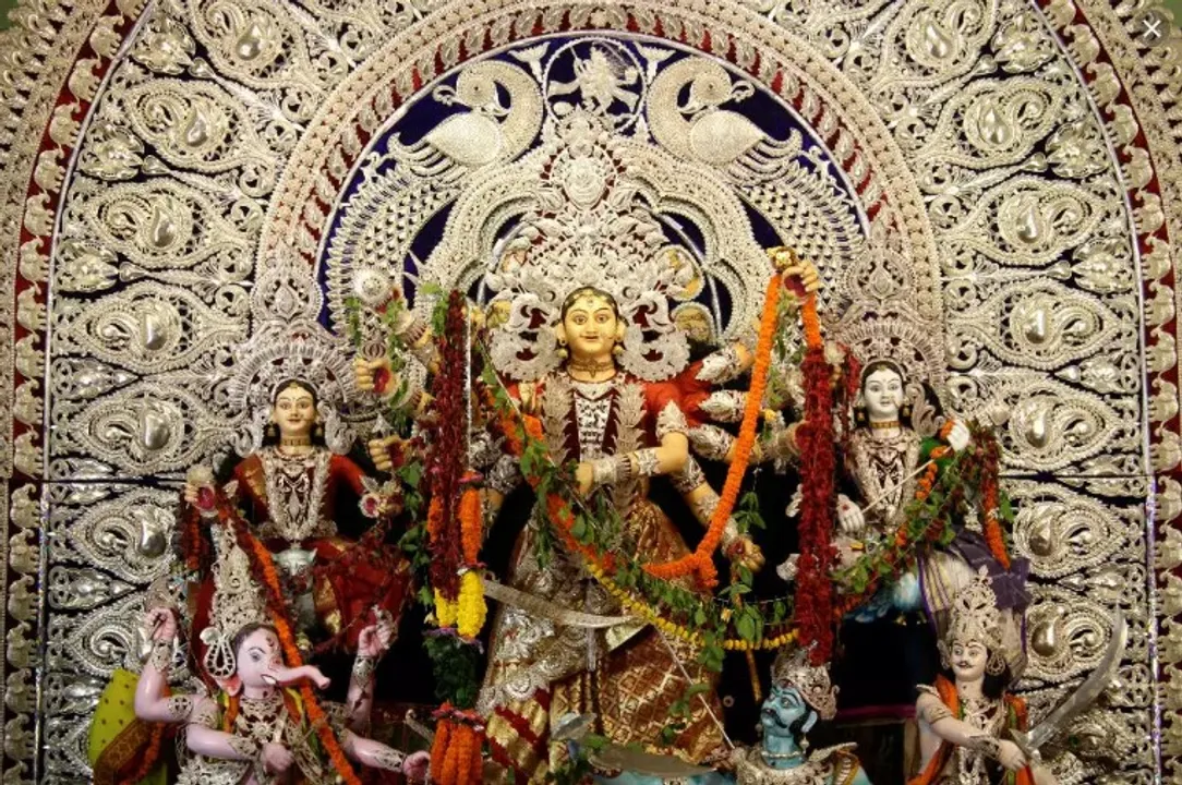  Odisha city famous for Durga idols bedecked with gold, silver jewelries